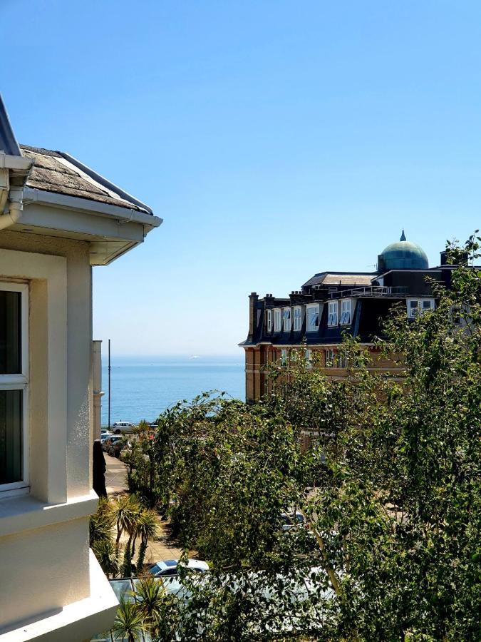Top Quality Beach Front Apartment Sleep Up To 7 Guests Bournemouth Kültér fotó